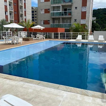 Apartamento encantador com piscina Apartment Guaruja Bagian luar foto